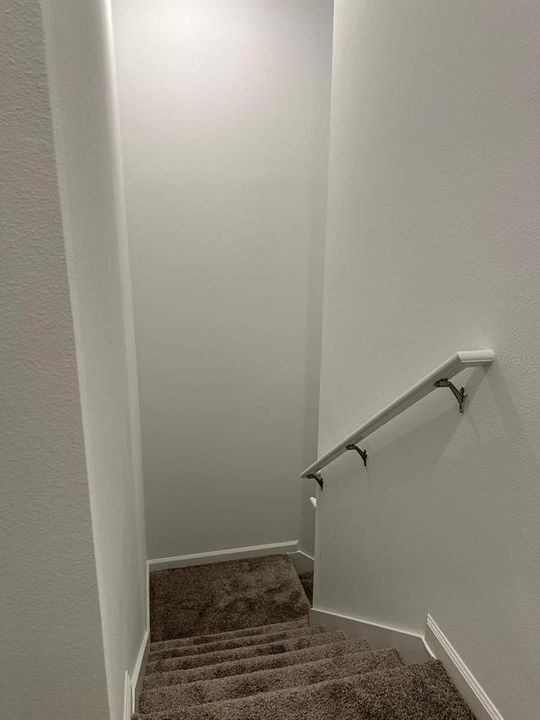 For Rent: $2,200 (3 beds, 2 baths, 1672 Square Feet)