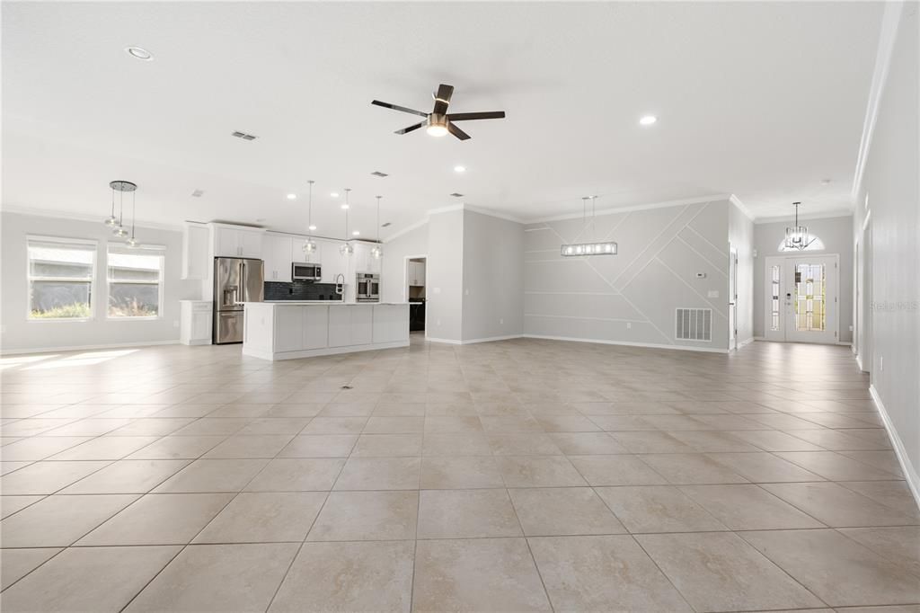 For Sale: $419,900 (3 beds, 3 baths, 2363 Square Feet)