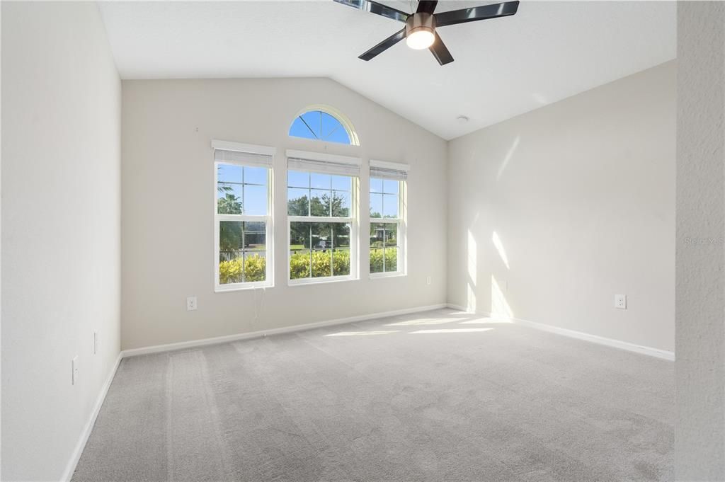 For Sale: $419,900 (3 beds, 3 baths, 2363 Square Feet)