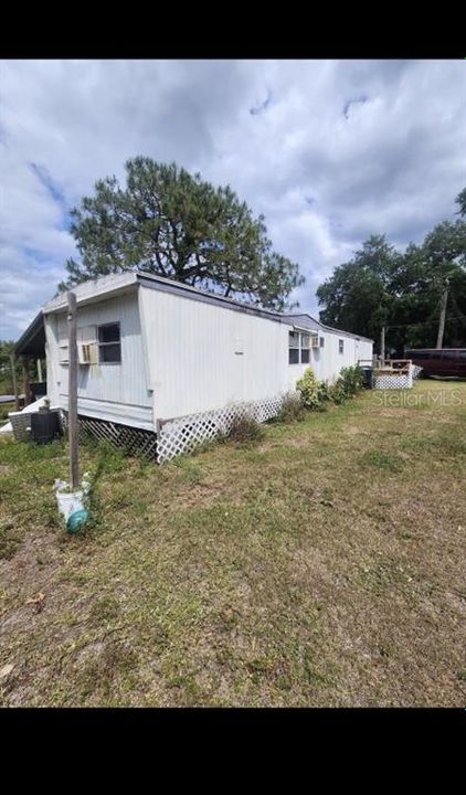 For Sale: $52,000 (2 beds, 1 baths, 672 Square Feet)