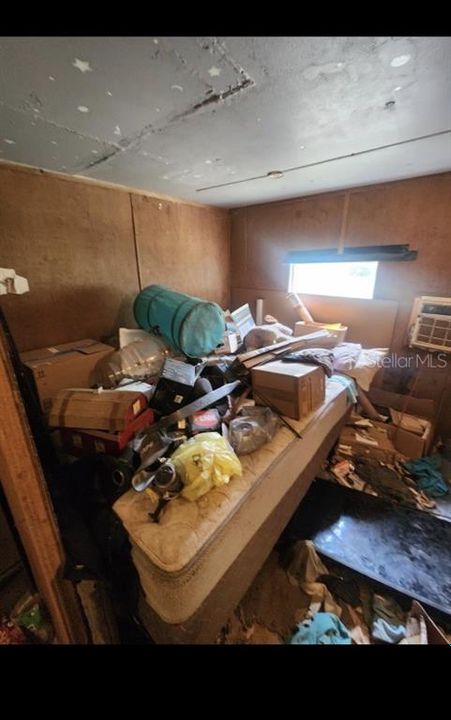 For Sale: $52,000 (2 beds, 1 baths, 672 Square Feet)