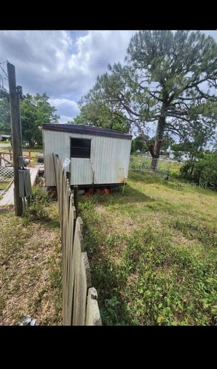 For Sale: $52,000 (2 beds, 1 baths, 672 Square Feet)