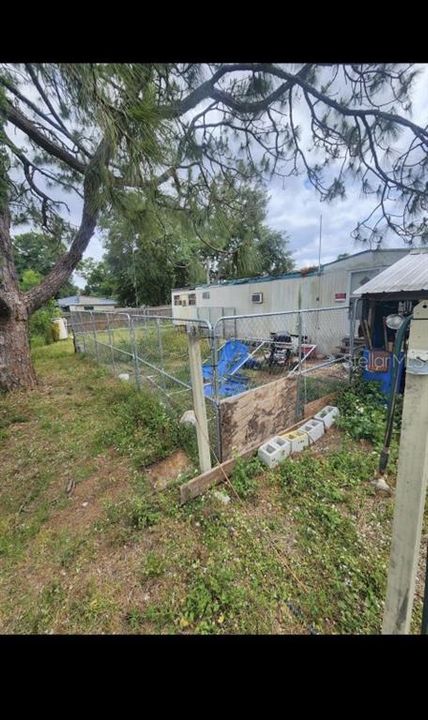 For Sale: $52,000 (2 beds, 1 baths, 672 Square Feet)