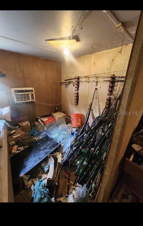 For Sale: $52,000 (2 beds, 1 baths, 672 Square Feet)