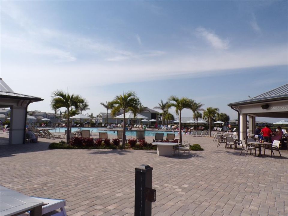 For Rent: $1,695 (2 beds, 2 baths, 1120 Square Feet)