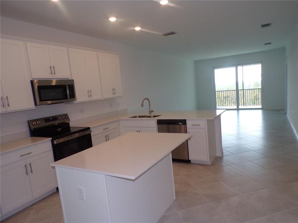 For Rent: $1,695 (2 beds, 2 baths, 1120 Square Feet)