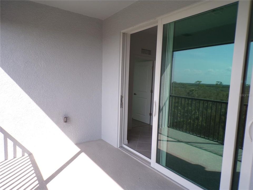 For Rent: $1,695 (2 beds, 2 baths, 1120 Square Feet)