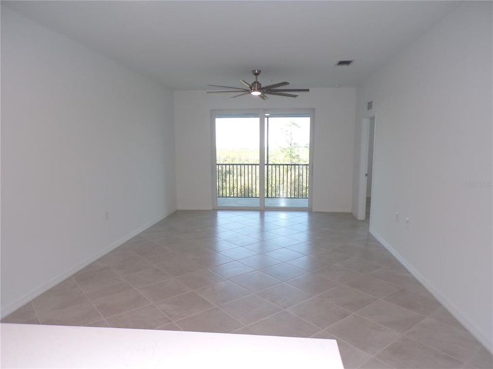 For Rent: $1,695 (2 beds, 2 baths, 1120 Square Feet)