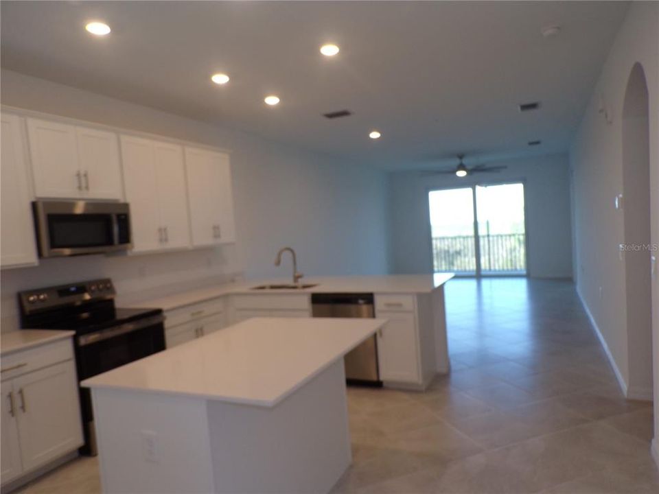 For Rent: $1,695 (2 beds, 2 baths, 1120 Square Feet)