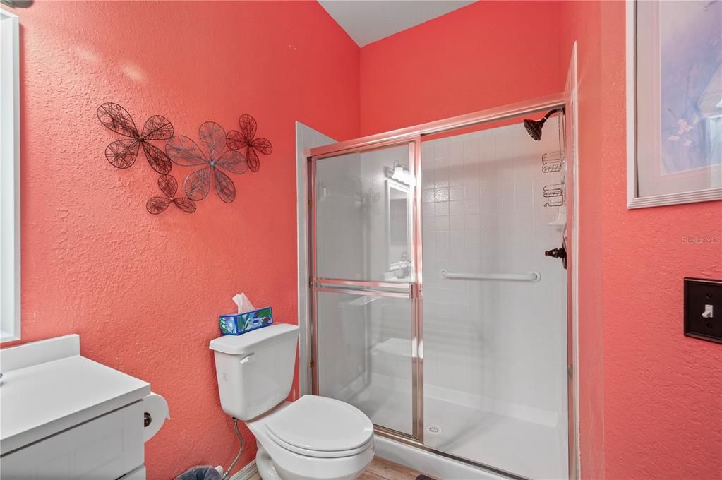 На продажу: $319,000 (2 спален, 2 ванн, 1162 Квадратных фут)