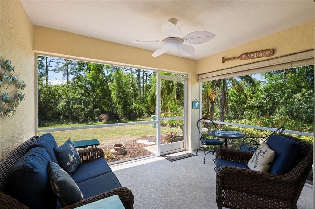 На продажу: $319,000 (2 спален, 2 ванн, 1162 Квадратных фут)