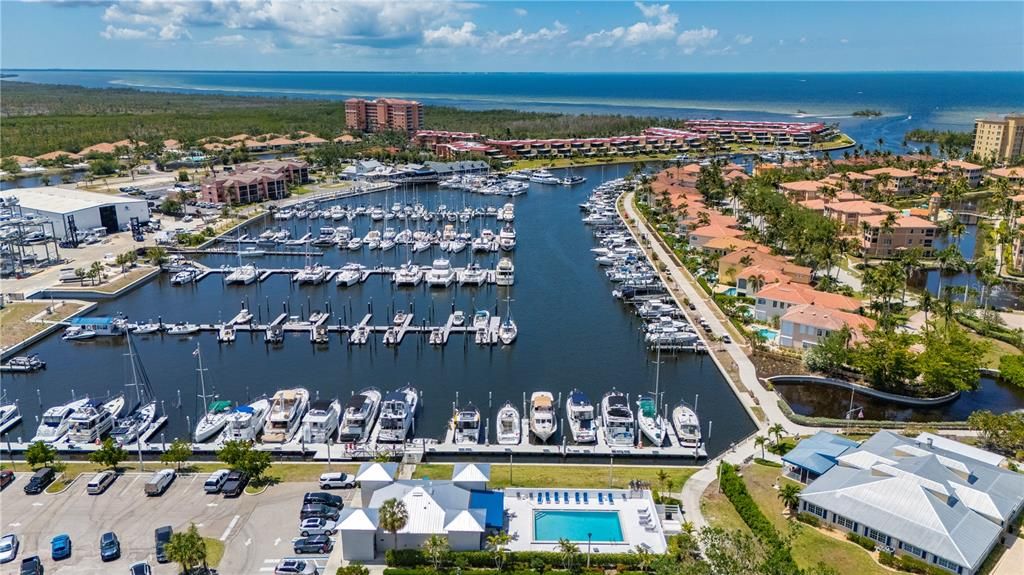 На продажу: $319,000 (2 спален, 2 ванн, 1162 Квадратных фут)