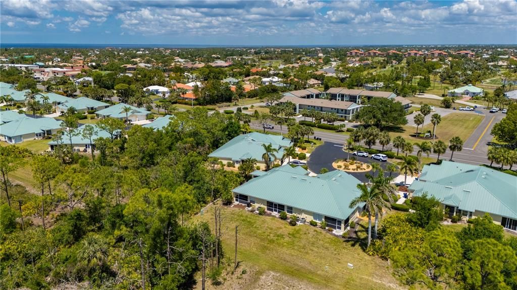 На продажу: $319,000 (2 спален, 2 ванн, 1162 Квадратных фут)