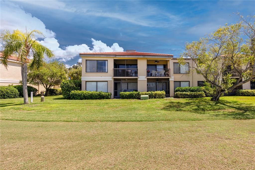 待售: $319,900 (2 贝兹, 2 浴室, 890 平方英尺)