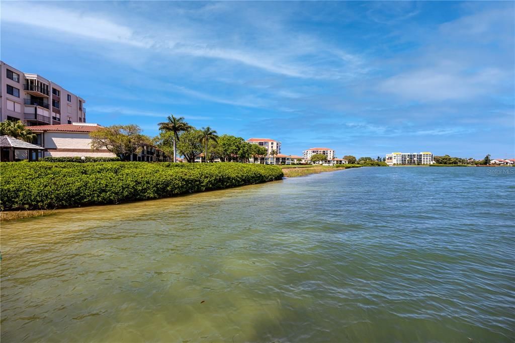 待售: $319,900 (2 贝兹, 2 浴室, 890 平方英尺)