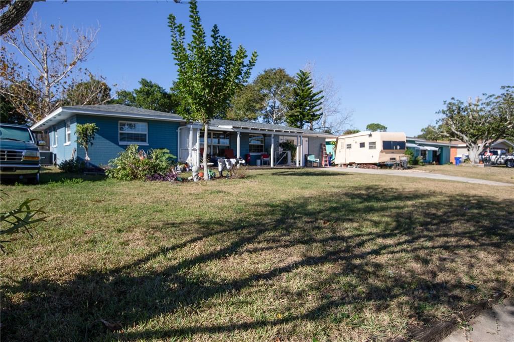 На продажу: $269,000 (2 спален, 2 ванн, 1507 Квадратных фут)