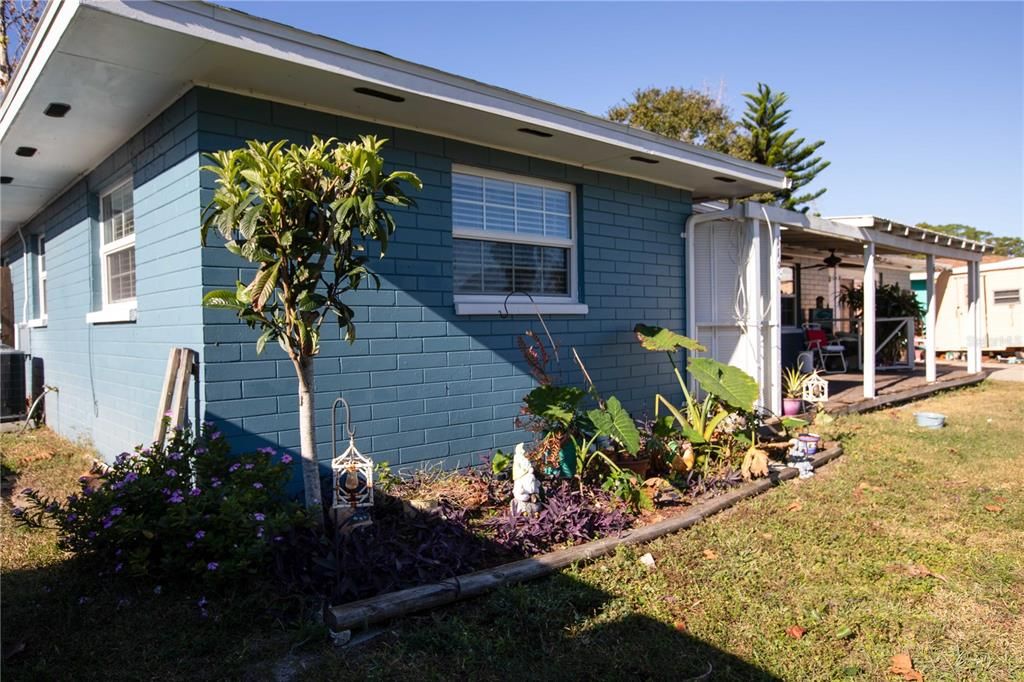 На продажу: $269,000 (2 спален, 2 ванн, 1507 Квадратных фут)