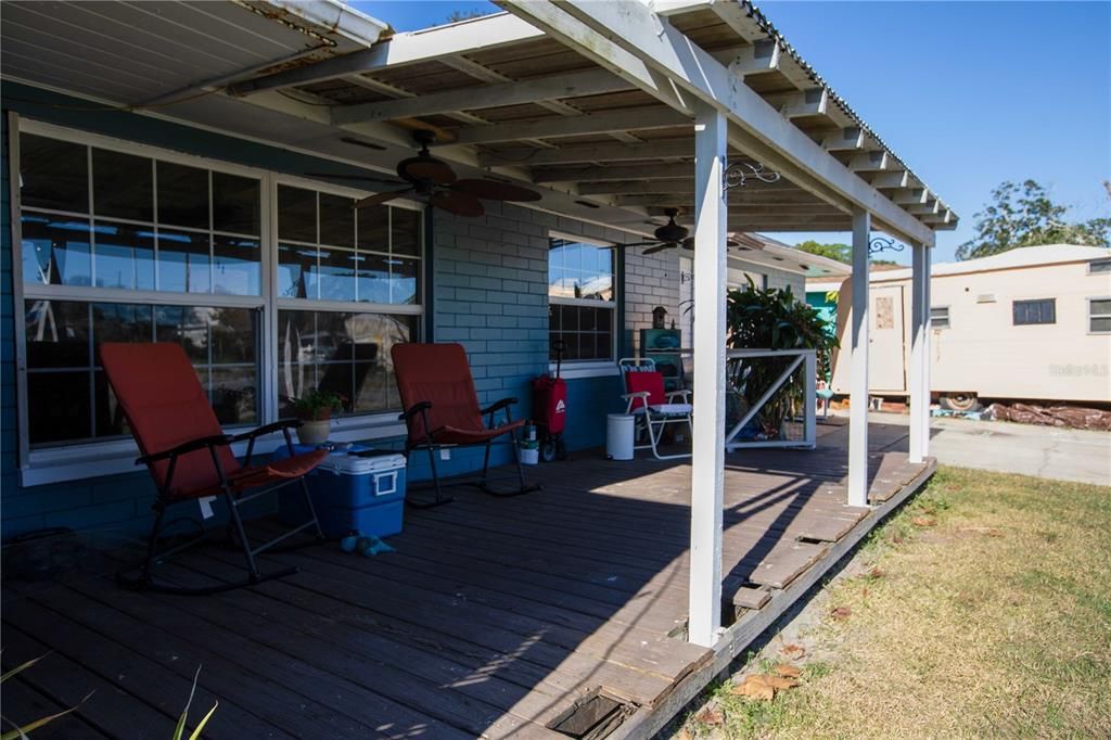 На продажу: $269,000 (2 спален, 2 ванн, 1507 Квадратных фут)