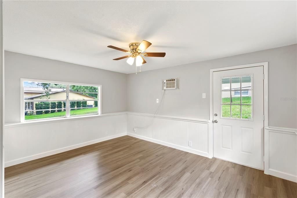 En Renta: $1,750 (4 camas, 2 baños, 1540 Pies cuadrados)