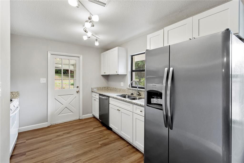 En Renta: $1,750 (4 camas, 2 baños, 1540 Pies cuadrados)