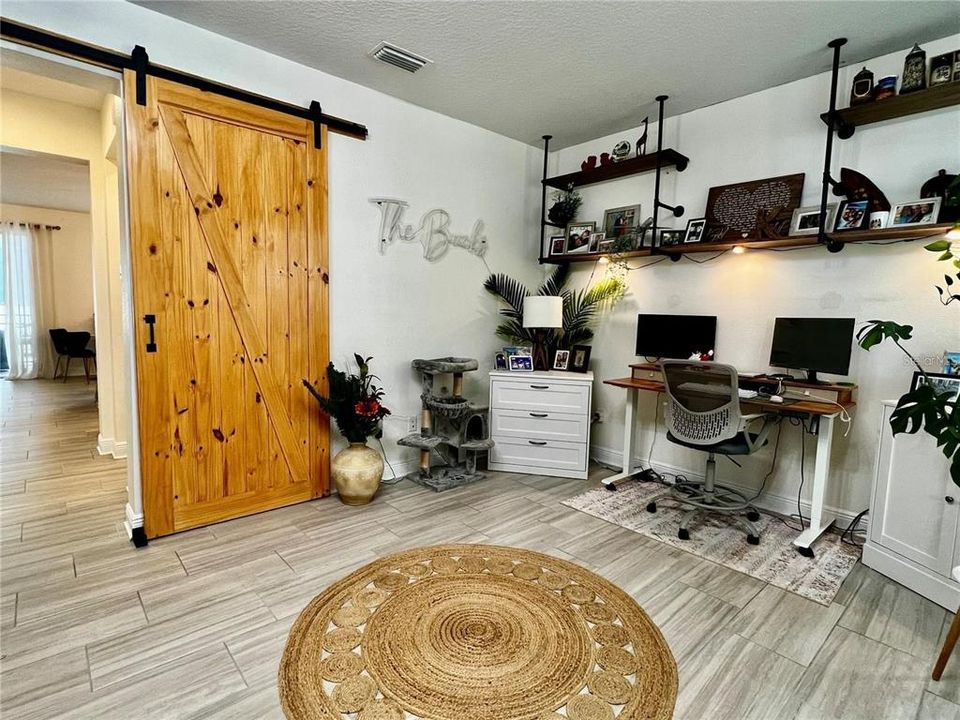 For Rent: $5,500 (4 beds, 2 baths, 2370 Square Feet)