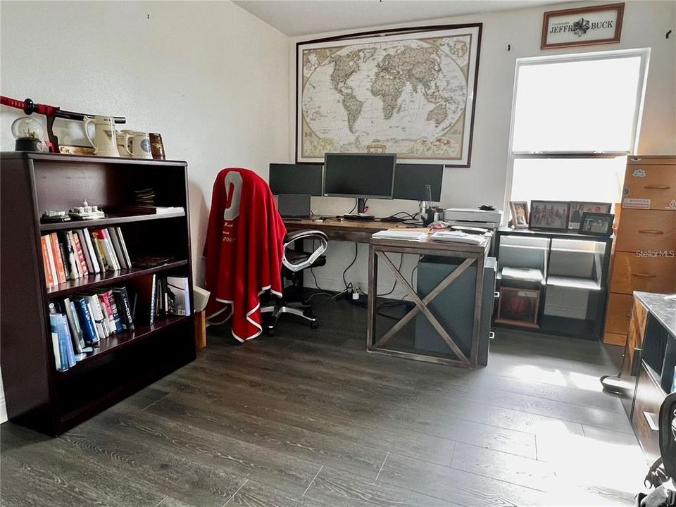 For Rent: $5,500 (4 beds, 2 baths, 2370 Square Feet)