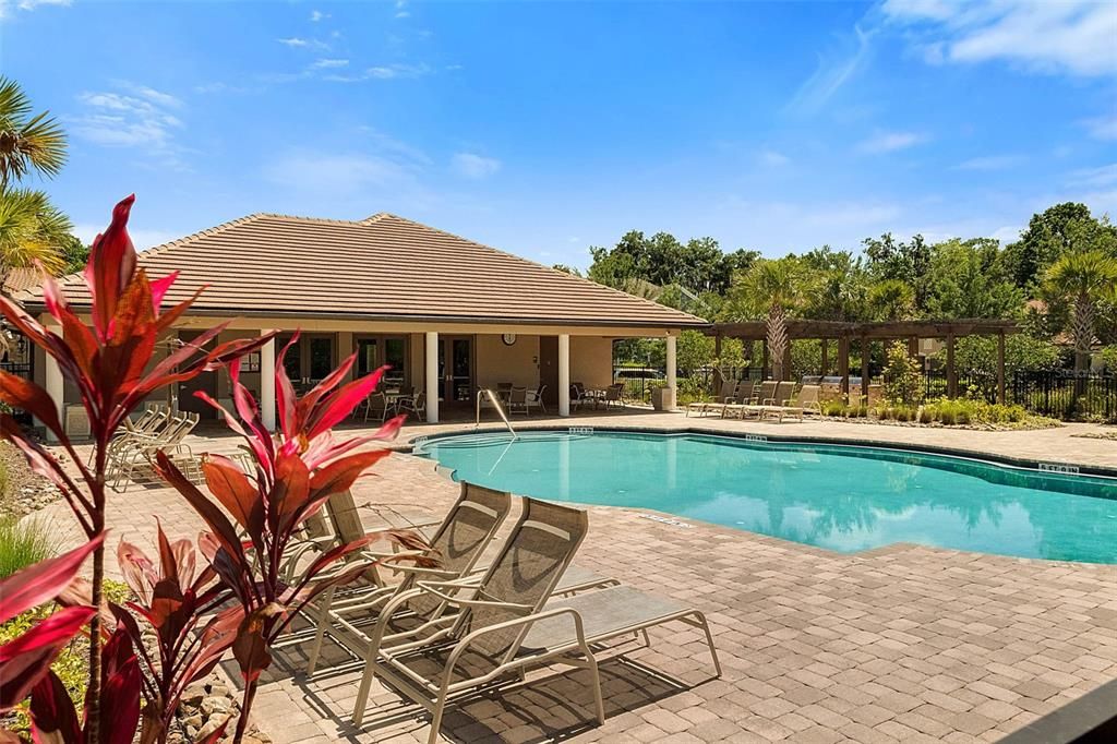 En Venta: $470,000 (4 camas, 2 baños, 1868 Pies cuadrados)