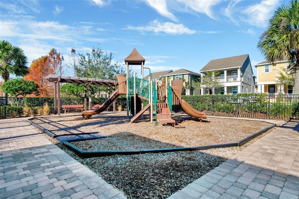 En Venta: $470,000 (4 camas, 2 baños, 1868 Pies cuadrados)