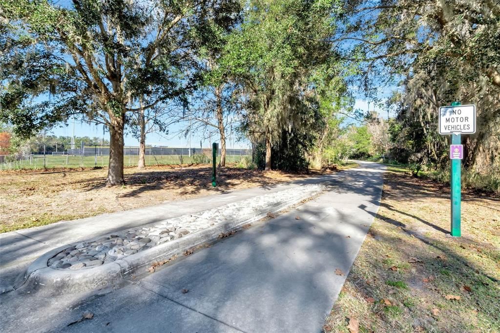 En Venta: $470,000 (4 camas, 2 baños, 1868 Pies cuadrados)