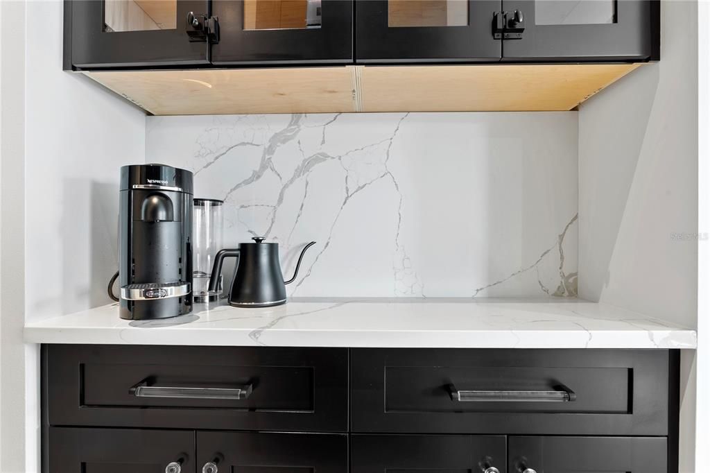 En Renta: $20,000 (4 camas, 5 baños, 5400 Pies cuadrados)