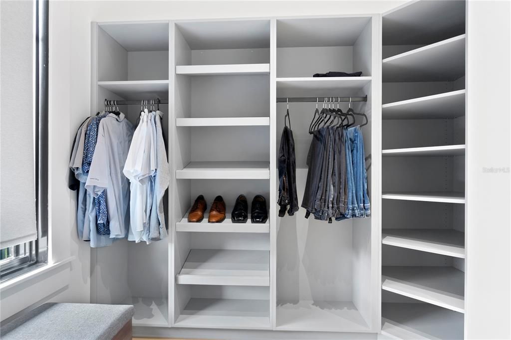 En Renta: $20,000 (4 camas, 5 baños, 5400 Pies cuadrados)