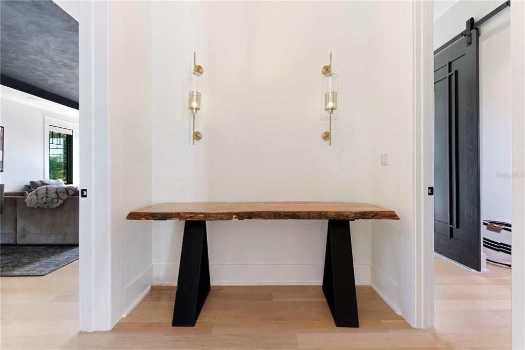 En Renta: $20,000 (4 camas, 5 baños, 5400 Pies cuadrados)