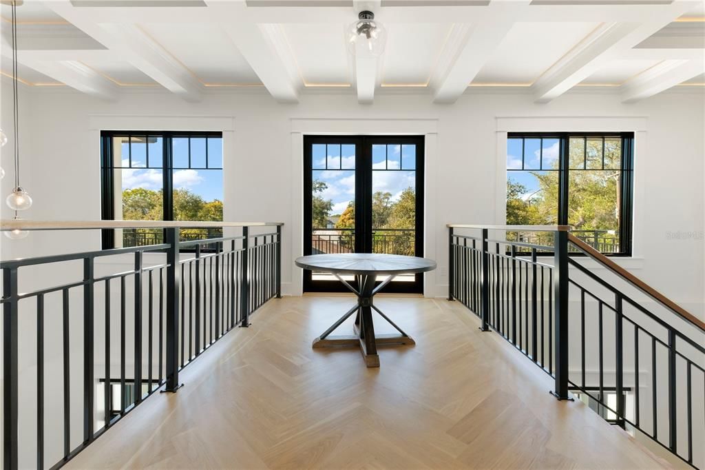 En Renta: $20,000 (4 camas, 5 baños, 5400 Pies cuadrados)