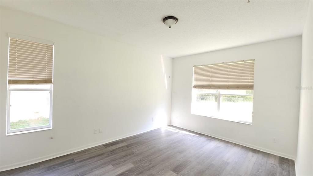 На продажу: $558,000 (5 спален, 4 ванн, 2843 Квадратных фут)