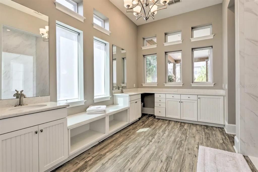 For Rent: $5,000 (5 beds, 3 baths, 3484 Square Feet)