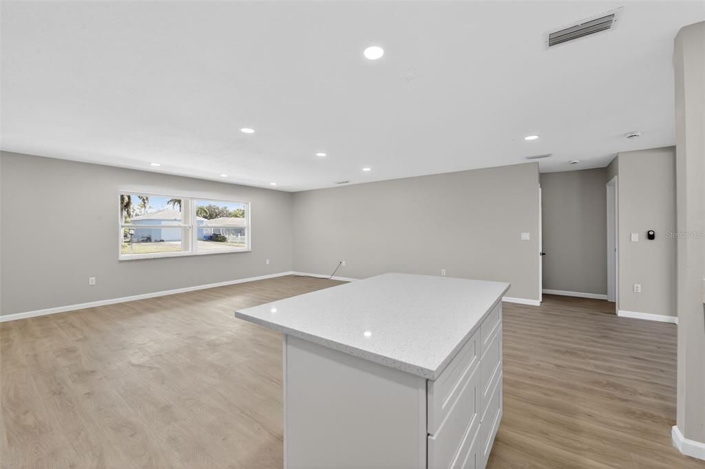 待售: $524,900 (3 贝兹, 2 浴室, 1750 平方英尺)