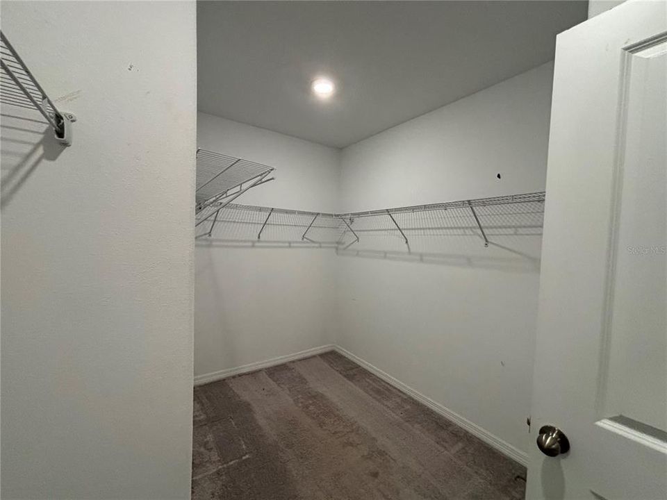 В аренду: $2,500 (5 спален, 2 ванн, 2376 Квадратных фут)