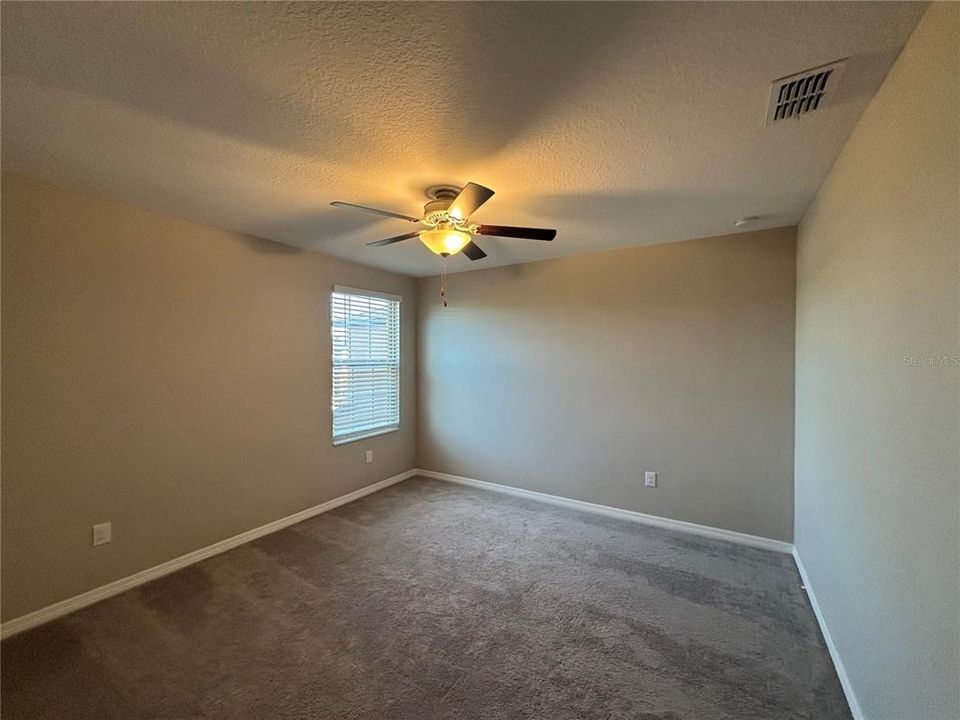 В аренду: $2,500 (5 спален, 2 ванн, 2376 Квадратных фут)