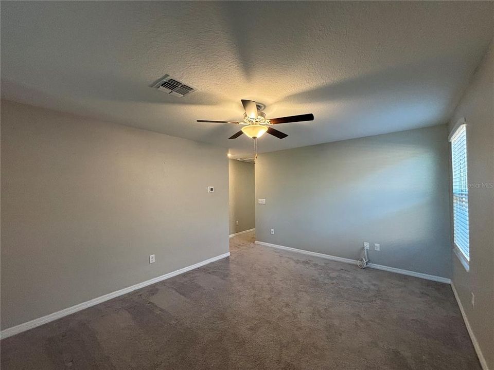 В аренду: $2,500 (5 спален, 2 ванн, 2376 Квадратных фут)