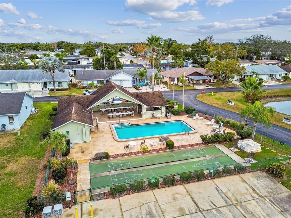 For Sale: $179,000 (2 beds, 2 baths, 984 Square Feet)