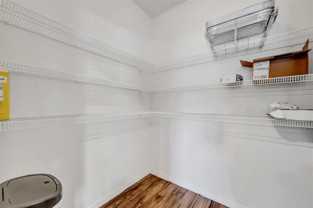 待售: $419,000 (4 贝兹, 2 浴室, 2505 平方英尺)