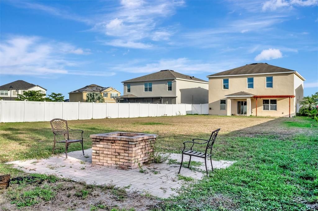 待售: $419,000 (4 贝兹, 2 浴室, 2505 平方英尺)