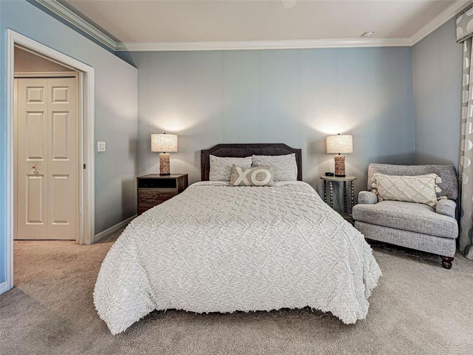 For Sale: $337,500 (2 beds, 2 baths, 1572 Square Feet)