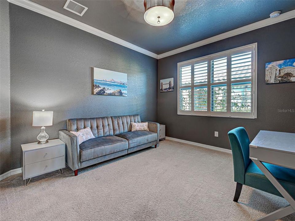 For Sale: $337,500 (2 beds, 2 baths, 1572 Square Feet)