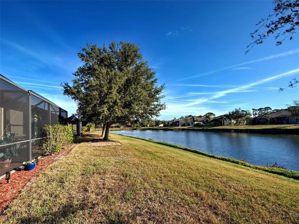 For Sale: $337,500 (2 beds, 2 baths, 1572 Square Feet)