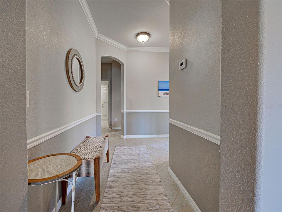 For Sale: $337,500 (2 beds, 2 baths, 1572 Square Feet)