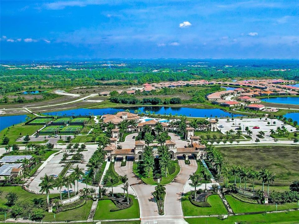 For Sale: $337,500 (2 beds, 2 baths, 1572 Square Feet)