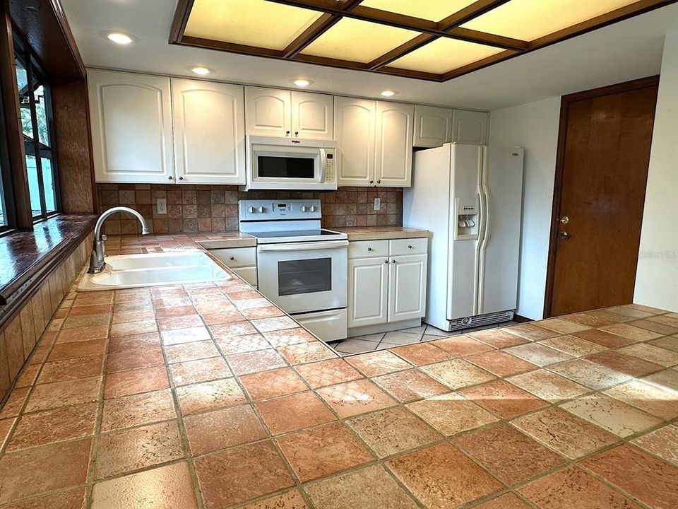 En Venta: $419,900 (3 camas, 2 baños, 1667 Pies cuadrados)