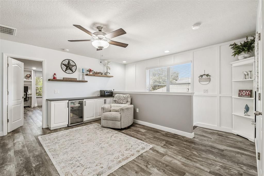 En Venta: $389,000 (3 camas, 2 baños, 2269 Pies cuadrados)