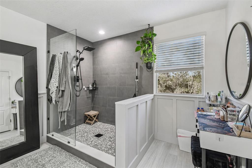 En Venta: $389,000 (3 camas, 2 baños, 2269 Pies cuadrados)